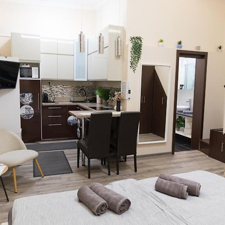 Empirium Apartman Budapest Luaran gambar